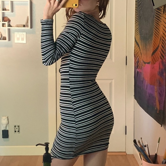 skin tight striped mini dress - Picture 4 of 4